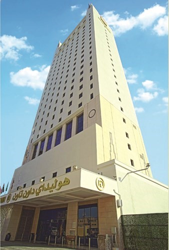 هوليداي داون تاون﻿
