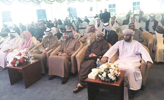 جانب من الحضور يتقدمهم الزعابي وشعبان ود.صلاح العبد الجادر﻿