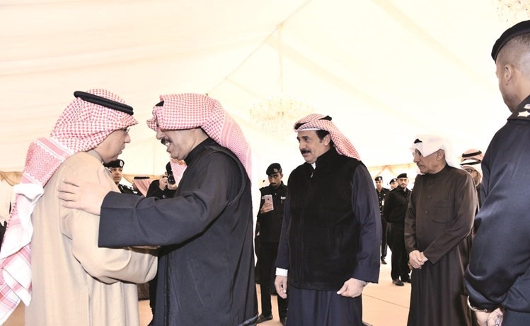  الزميل جاسم التنيب يبارك للشيخ خالد الجراح ﻿