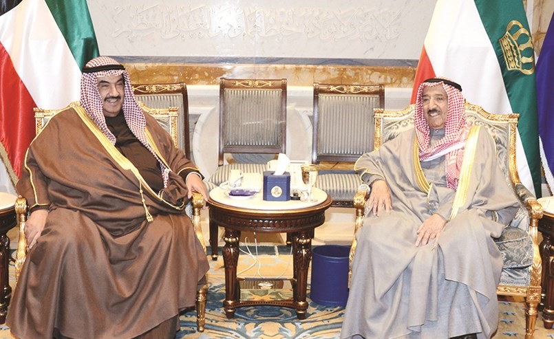 صاحب السمو الاميرالشيخ صباح الاحمد مستقبلا سمو الشيخ ناصر المحمد ﻿