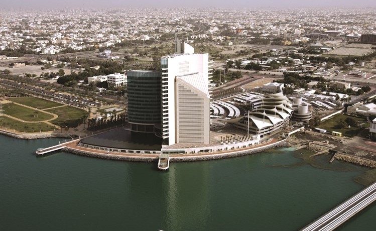 مشاريع ضخمة تنفذها مؤسسة البترول وشركاتها التابعة﻿