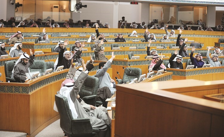 المجلس يصوت على توصيات إنهاء إيقاف النشاط الرياضي 	(هاني الشمري)﻿