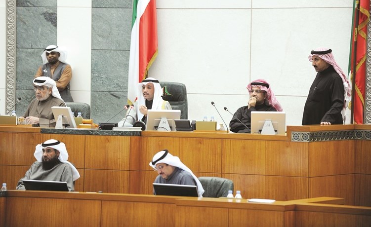 رئيس مجلس الأمة مرزوق الغانم وأمين السر د.عودة الرويعي وعدنان عبدالصمد وسعد الخنفور على المنصة وتبدو الأمانة العامة    (هاني الشمري)