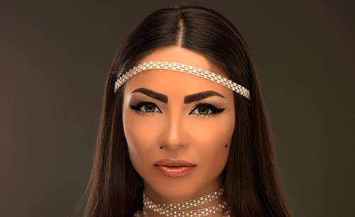 أول تعليق للفنانة اللبنانية دوللي شاهين على نبأ تعرضها للضرب من قبل زوجها