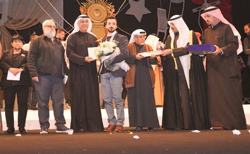 الفنان علي الحسيني أفضل ممثل دور أول﻿
