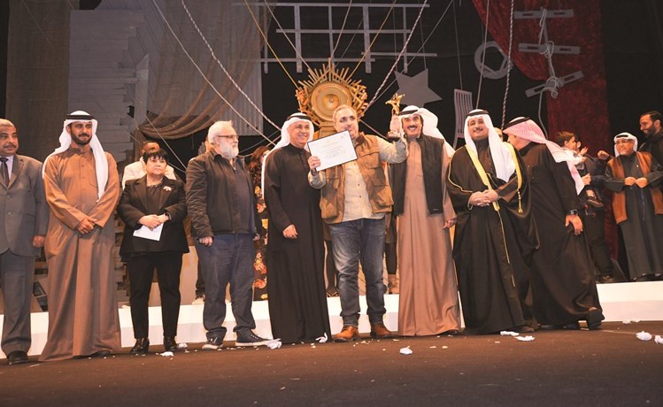 أفضل مخرج في المهرجان عبدالعزيز صفر﻿