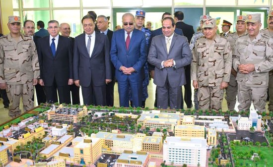 الرئيس المصري عبد الفتاح السيسي خلال افتتاحه تطويرات مستشفى كوبري القبة﻿
