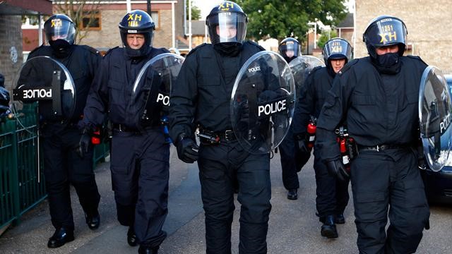 ألمانيا: اعتقال شخصين يشتبه في تخطيطهما لاعتداء على مركز تجاري