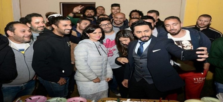 بالفيديو.. تامر حسني يفاجئ نور اللبنانية