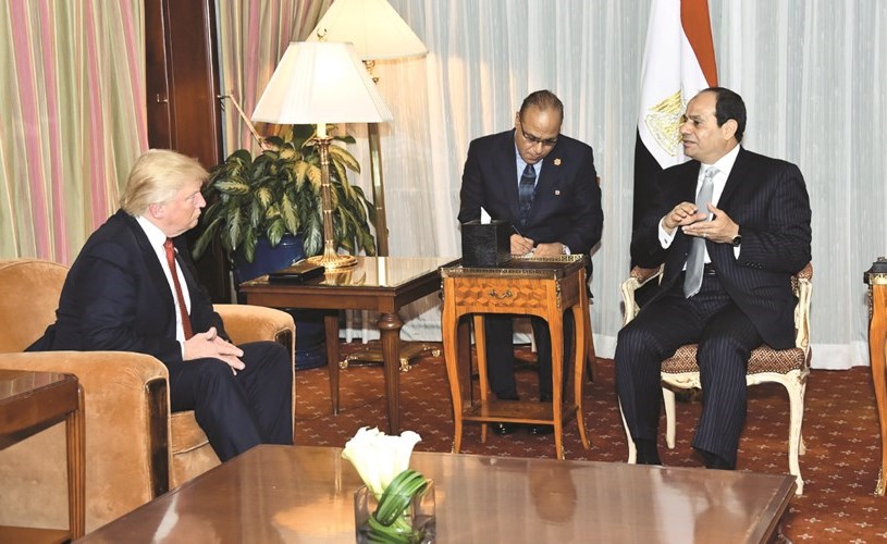 لقطة أرشيفية للقاء الأول الذي جمع الرئيسين عبدالفتاح السيسي ودونالد ترامب قبل الانتخابات الأميركية﻿