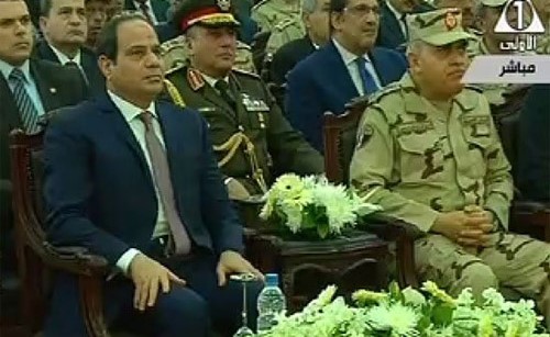 بالفيديو والصور.. السيسي: القوات المسلحة لها 1.5 إلى 2% من الاقتصاد المصري وليس 50%