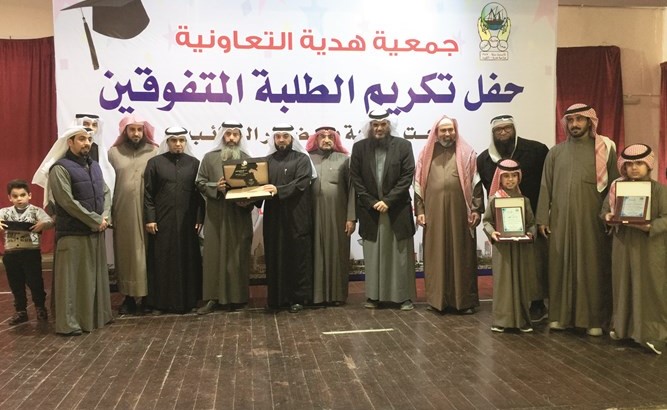 درع تقديرية إلى النائب نايف المرداس﻿