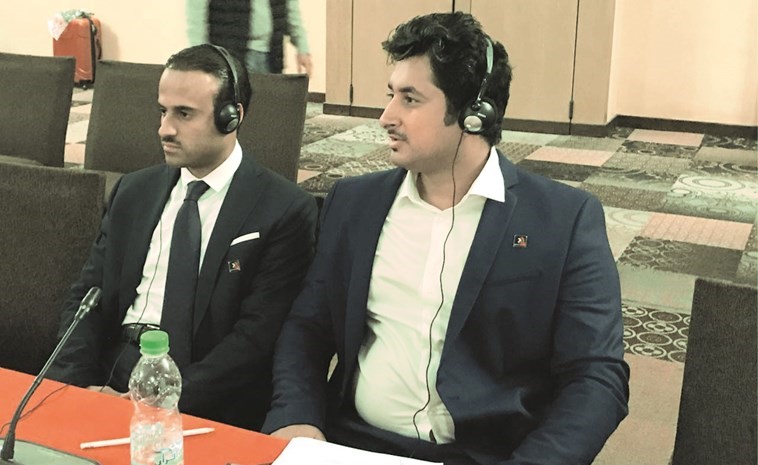 سعود الحجيلان من اليسار وبجانبه النقابي عبدالعزيز الدخنان ﻿