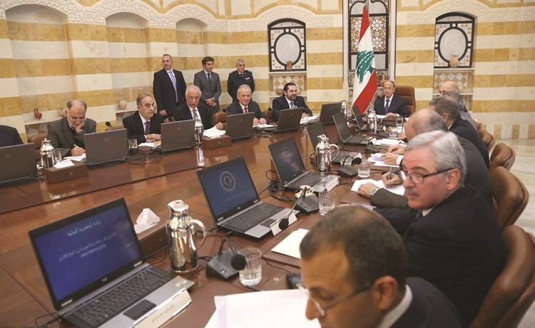 الرئيس ميشال عون يترأس جلسة مجلس الوزراء لإقرار البيان الوزاري في بعبدا 	(محمود الطويل)﻿
