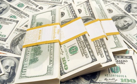 الدولار يستقر عند 19.60 جنيهاً والـ 1000 جنيه بـ 16.200 ديناراً