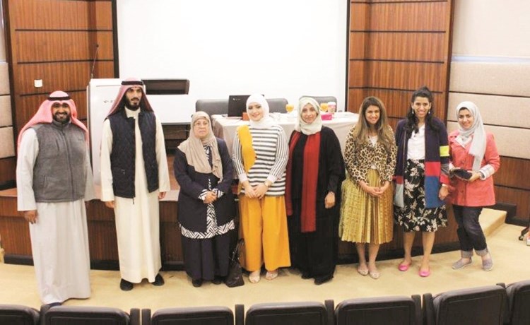 أسرة الجامعة العربية المفتوحة والمحاضرون﻿