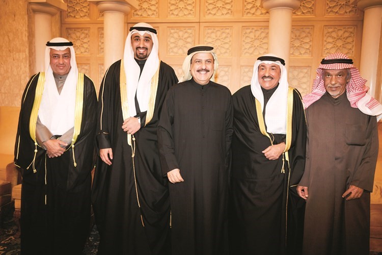 طلال السعيد يهنئ المعرس ووالده وعمه محمد العنبري﻿