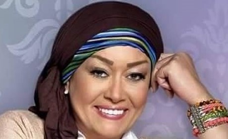 بالفيديو.. "هالة فاخر" تكشف علاقتها بـ"هوهوة الكلاب"
