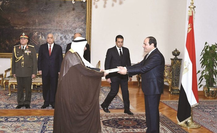 الرئيس عبدالفتاح السيسي يتسلم أوراق اعتماد السفير محمد صالح الذويخ ﻿