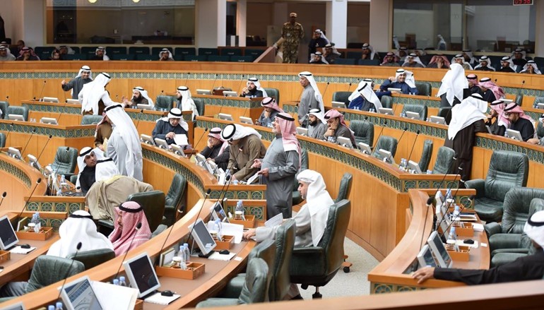 مجلس الأمة يحيل "تطاير الحصى" إلى لجنة المرافق العامة