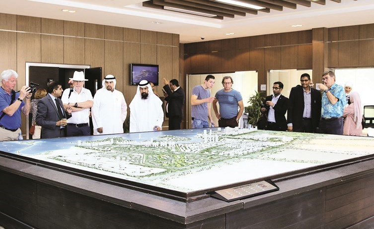نموذج من مدينة تويوتا الساير المستدامة خلال عرضها في قطر﻿