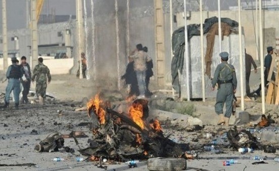 إصابة نائب أفغاني ومقتل حارسه بانفجار عبوة ناسفة في كابول