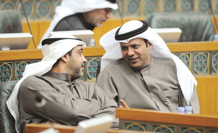 الشيخ محمد العبدالله وفيصل الكندري﻿