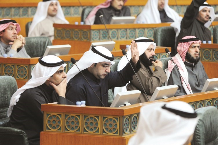 مجلس الأمة: تكليف «التعليمية» بالتحقيق في الشهادات الدراسية  غير المعتمدة وتسريب اختبارات الثانوية وتعيينات الجامعة و«التطبيقي»