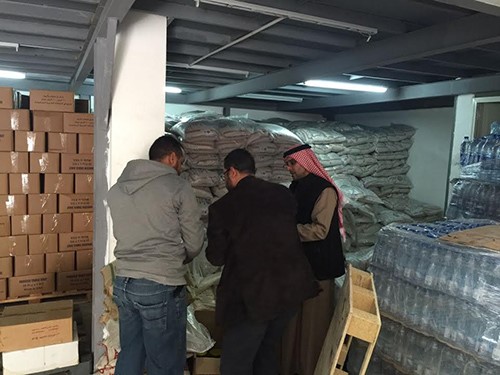مصادرة وإتلاف 34.5 طناً من الأغذية وغلق 8 مخازن وبقالة