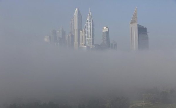 الضباب يتسبب بوقوع 225 حادث سير خلال يومين في دبي