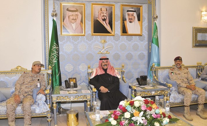 الشيخ محمد الخالد والفريق الركن الشيخ عبدالله النواف واللواء الركن عبدالله القفاري﻿