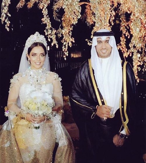 بالفيديو والصور.. حفل زفاف أسطوري للمطربة بلقيس .. وهذا هو الموقف المحرج الذي تعرضت له !