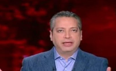 إعلامي مصري يهاجم فيفي عبده : "مبقاش غير الراقصات اللي تستهين بربنا"