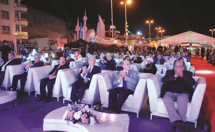 السفير الذويخ ووزير السياحة المصري و محافظ جنوب سيناء و جواد بوخمسين في مقدمة الحضور ﻿