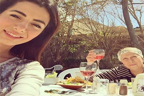 رساله مؤثرة للضحية اللبنانية ريتا : "انشالله منتسلى..  وأكثر شي ممكن يصير إنو موت بانفجار وإلحق أمي "