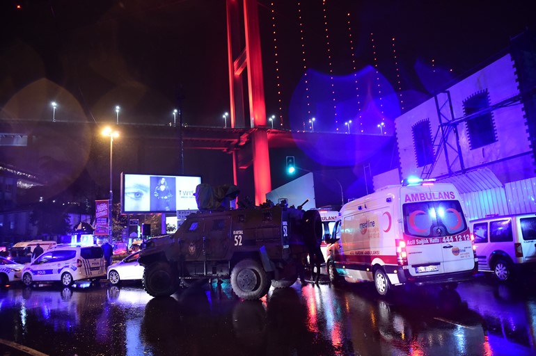 "داعش" يتبنى هجوم مطعم إسطنبول ليلة رأس السنة
