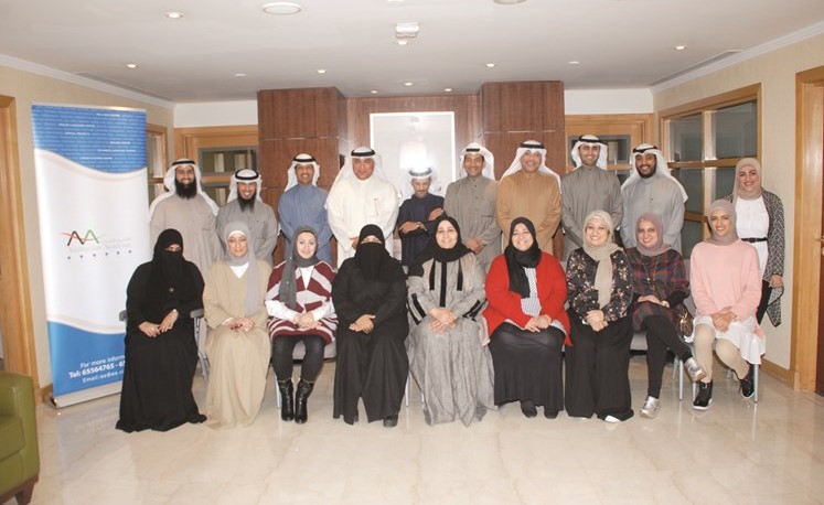 عدد من المشاركين في الدورة﻿