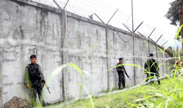 مقتل سبعة وهروب 150 نزيلاً في هجوم على سجن بالفلبين