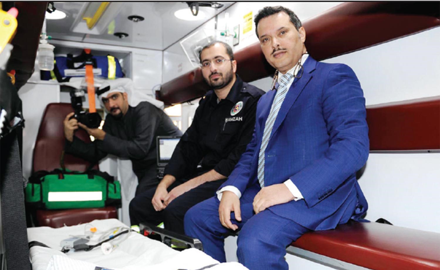 د.جمال الحربي خلال تدشين نظام «نقل معلومات المرضى بين سيارات الإسعاف وأقسام الحوادث بالمستشفيات » (عادل سلامة)