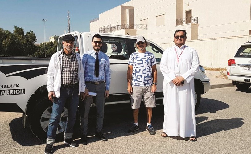 ممثلو مجموعة الساير مع بشار الهنيدي﻿