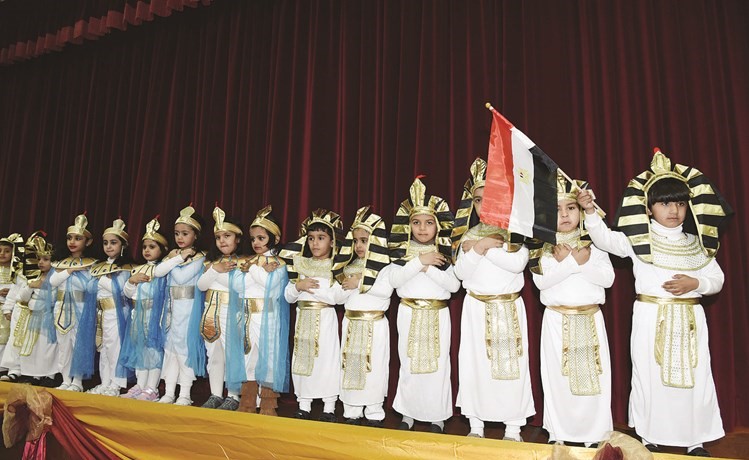 احدى فقرات الحفل﻿