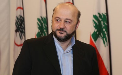الرياشي: عون حاكم وحَكَمٌ وعن يمينه «حكيم»