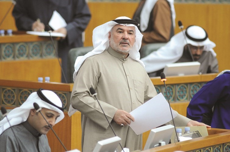 صالح عاشور﻿