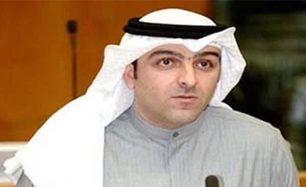 وزير الإسكان: إحالة ملف سقوط سقف أحد بيوت "صباح الأحمد" إلى النيابة العامة