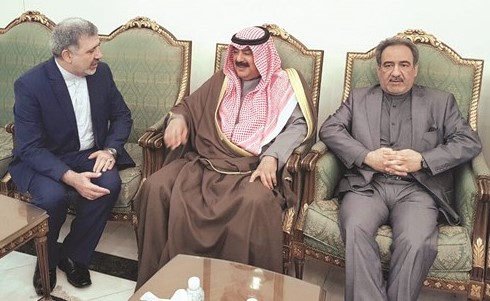 خالد الجارالله خلال تقديم التعازي إلى السفير علي رضا عنايتي﻿