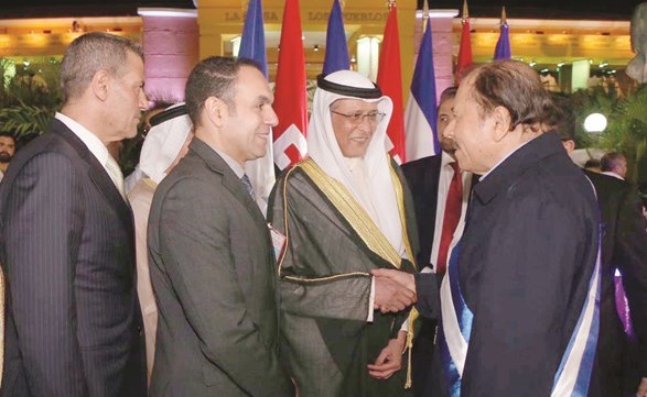 ممثل صاحب السمو الأمير الشيخ صباح الأحمد السفير متعب المطوطح مشاركا في مراسم تنصيب رئيس نيكارغوا﻿