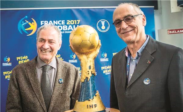 د.حسن مصطفى وكأس العالم لليد﻿