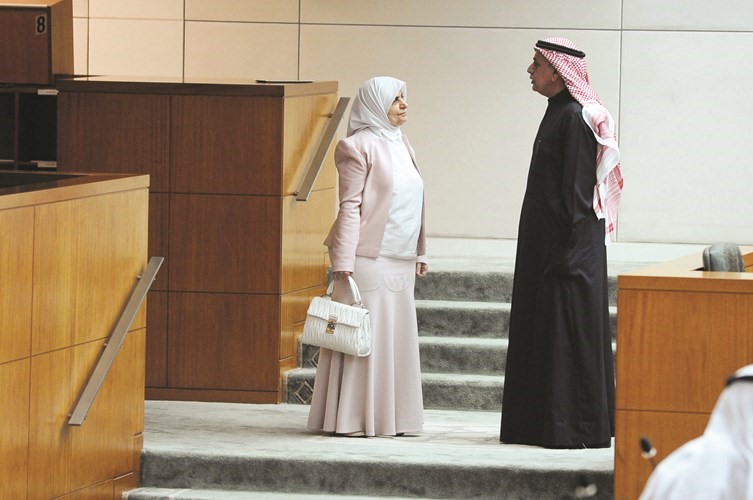 عبدالله الرومي وهند الصبيح﻿