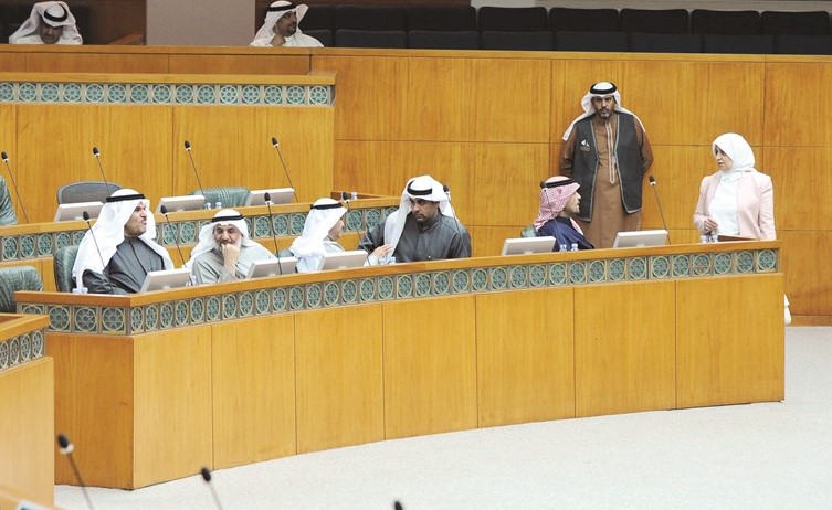 الشيخ سلمان الحمود وعبدالرحمن المطوع وعصام المرزوق ويوسف الفضالة وأنس الصالح وهند الصبيح ﻿