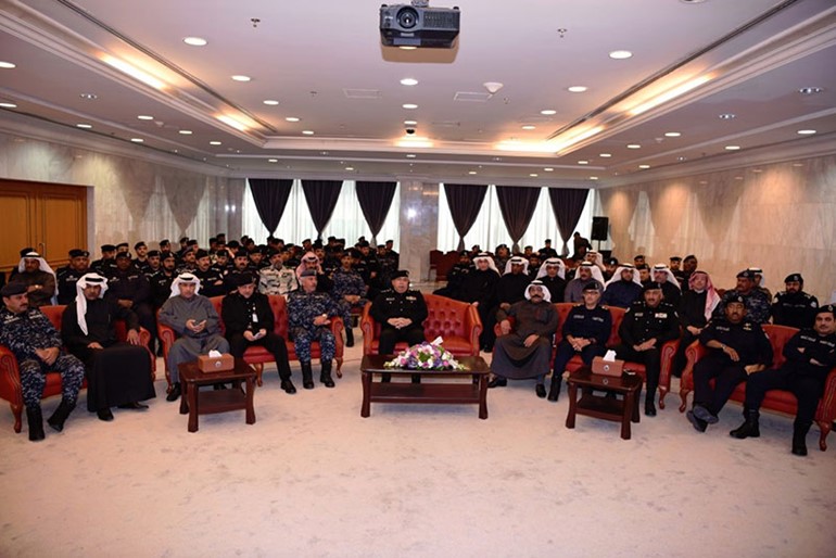 وكيل وزارة الداخلية يستعرض الخطط الأمنية ويصدر تعليماته وملاحظاته بشأنها